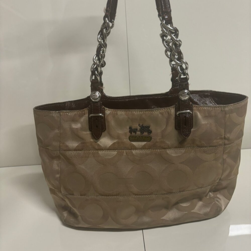 Vintage Coach Madison Tribeca Art Tan gold satin Old signature print Tote Bag